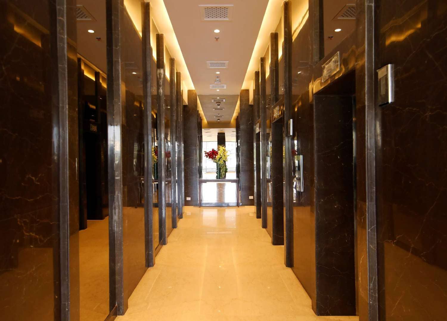 The Peaceful Homes Sector 70A, Gurgaon Lift Lobby (Actual Photograph)